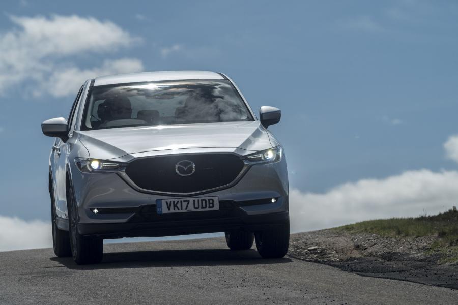  Mazda CX-5 2017 года  (UK) (фото 40 из 74)